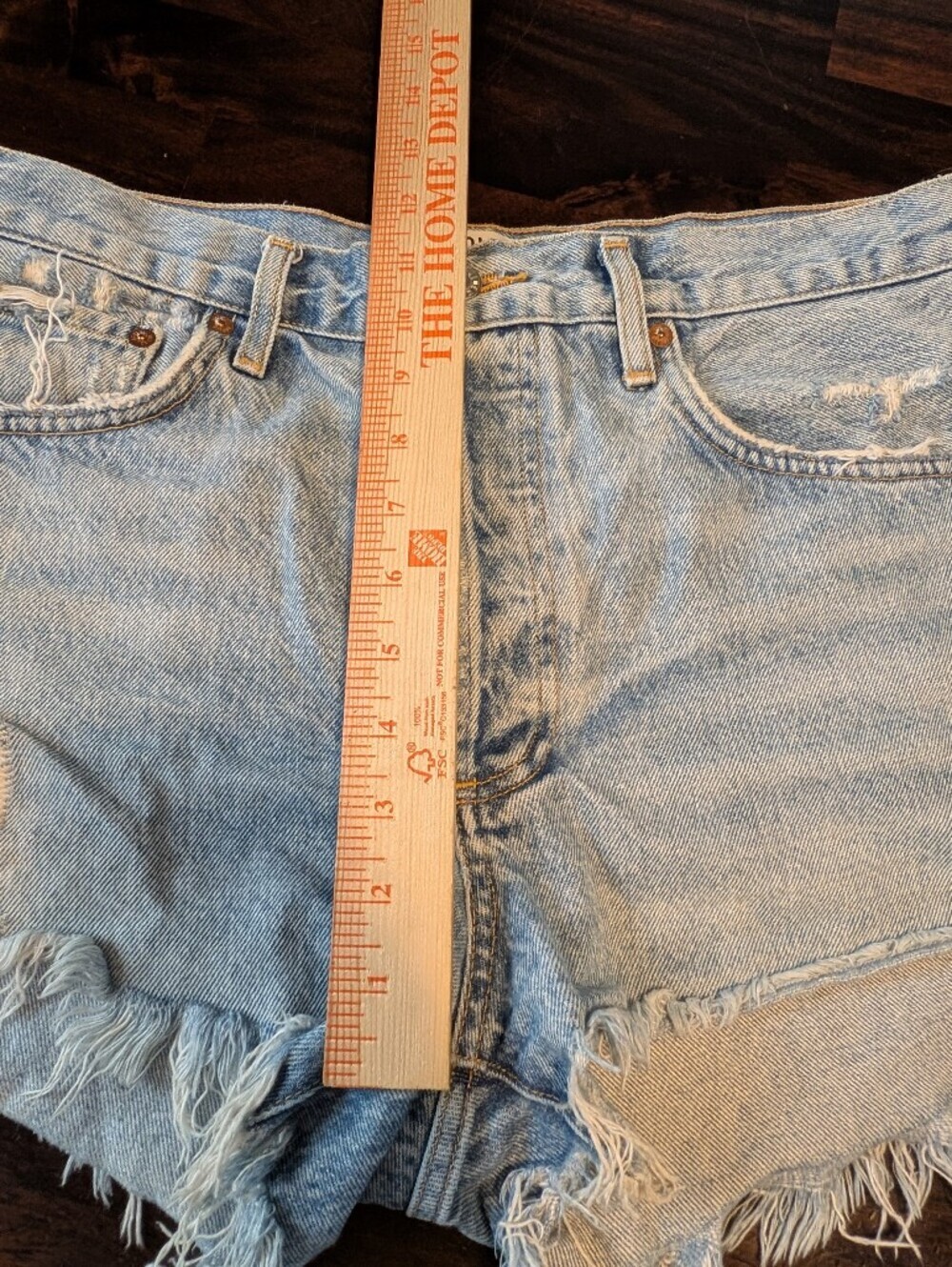 AGOLDE Parker Vintage Cutoff Distressed Denim Shorts, Women's 31 - Picture 6 of 12